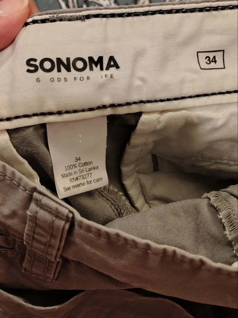 Men's Gray Flat-Front Chino Shorts